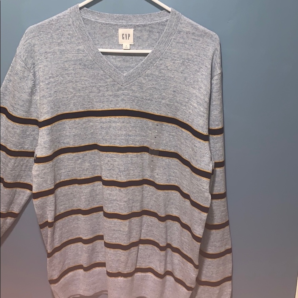 Gap men’s sweater